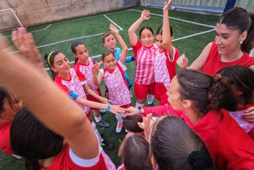 La foto de la setmana: El torneig de futbol en motiu del Dia Internacional del Poble Gitano