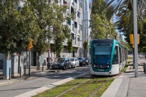 Més informació sobre l'article Narciso i Ariadna: com veuen el barri les professionals que hi treballen, però no hi viuen? – ‘Mirades del barri de La Mina’