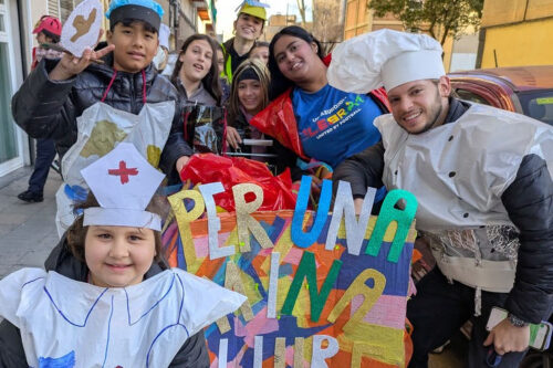 Més informació sobre l'article La Mina celebra finalment el seu Carnaval amb gran èxit de participació als carrers del barri