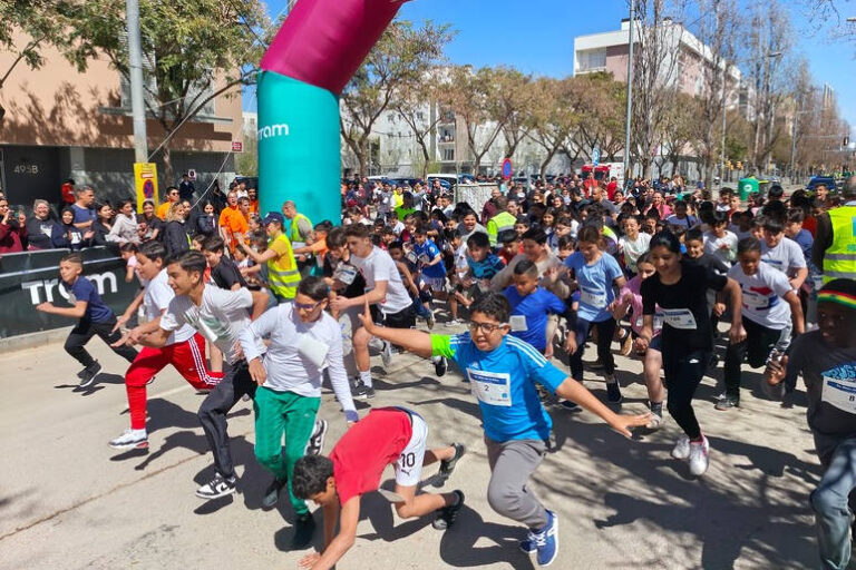 Més informació sobre l'article La Milla de La Mina, la gran festa esportiva de l’Institut Escola en què tothom és convidat a participar
