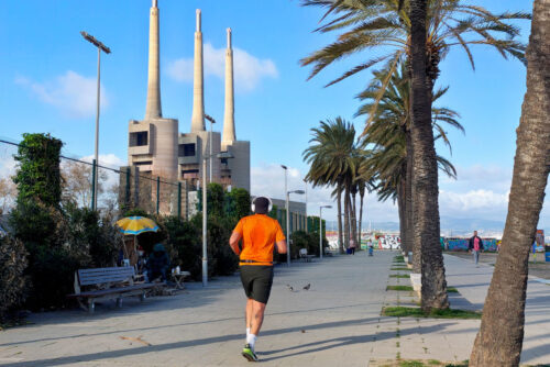 Entitats de l’Entesa del Litoral del Besòs expressen dubtes envers al pla urbanístic de les Tres Xemeneies